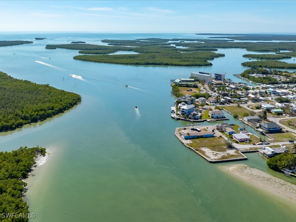 565 Coconut Avenue Goodland FL 34140 224090555 image32