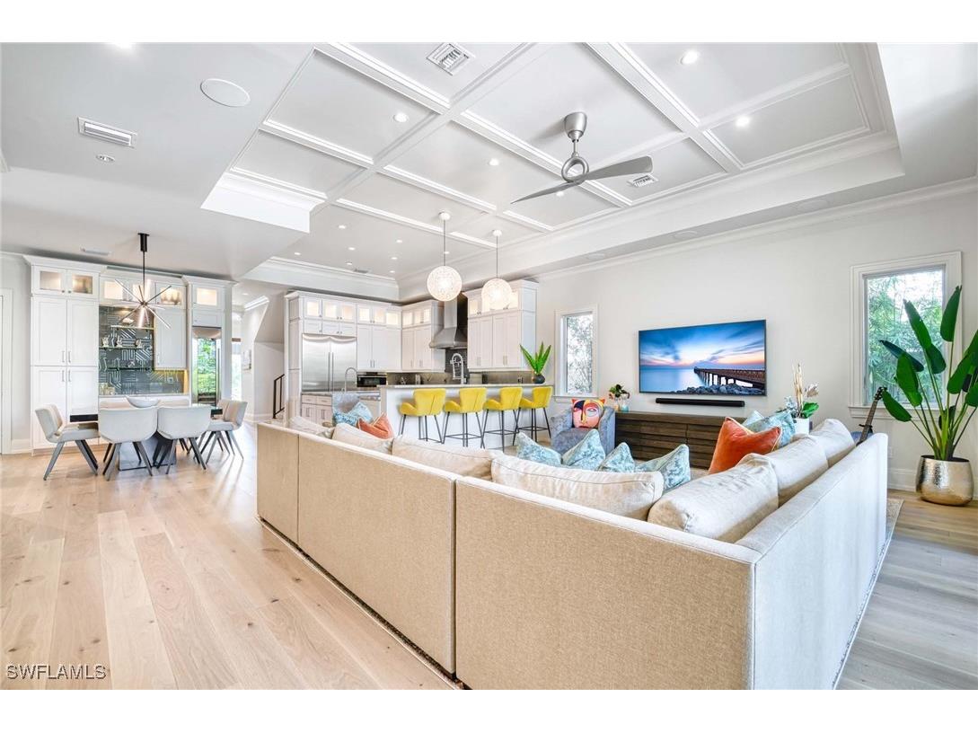 565 Fairway Terrace Naples FL 34103 225066734 image10