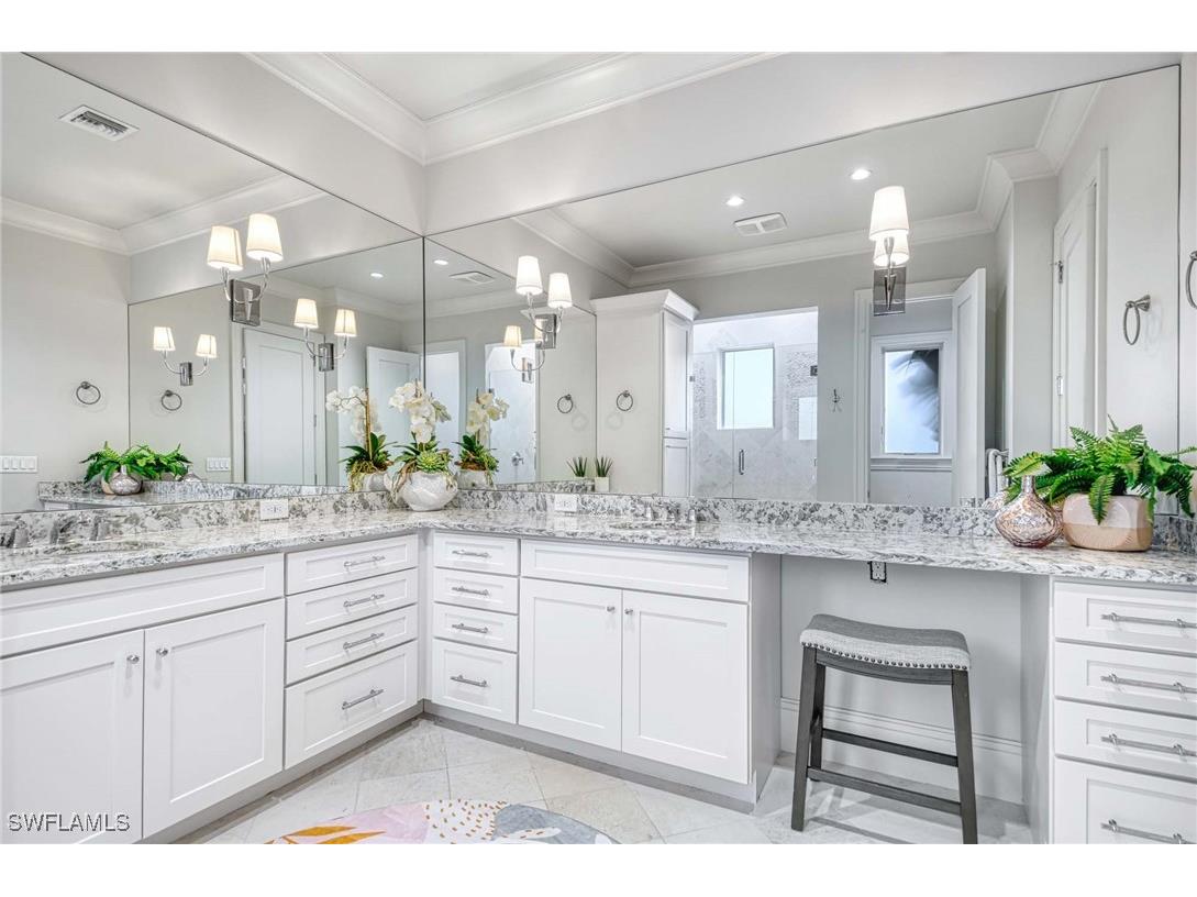 565 Fairway Terrace Naples FL 34103 225066734 image25