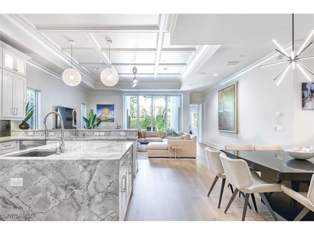 565 Fairway Terrace Naples FL 34103 225066734 image3