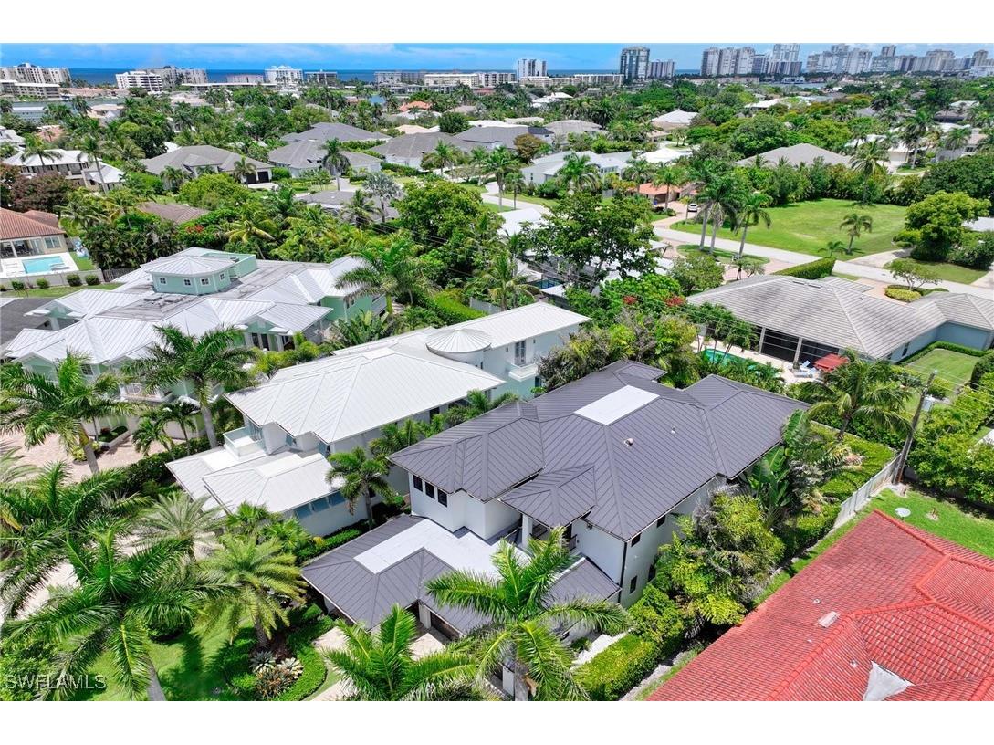 565 Fairway Terrace Naples FL 34103 225066734 image39