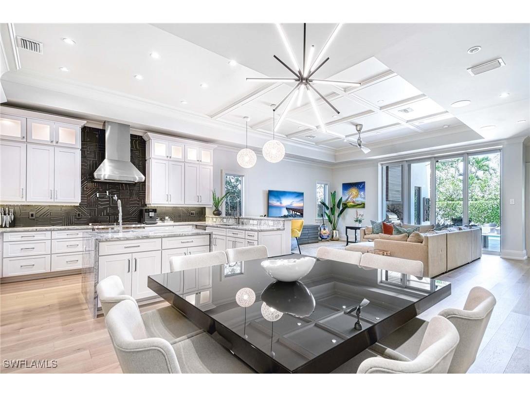 565 Fairway Terrace Naples FL 34103 225066734 image4