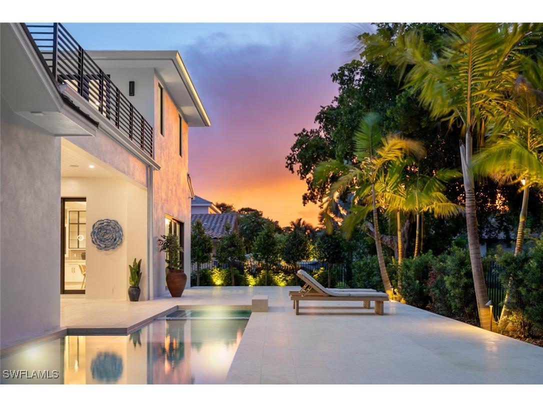 565 Whispering Pine Lane Naples FL 34103 225061336 image18