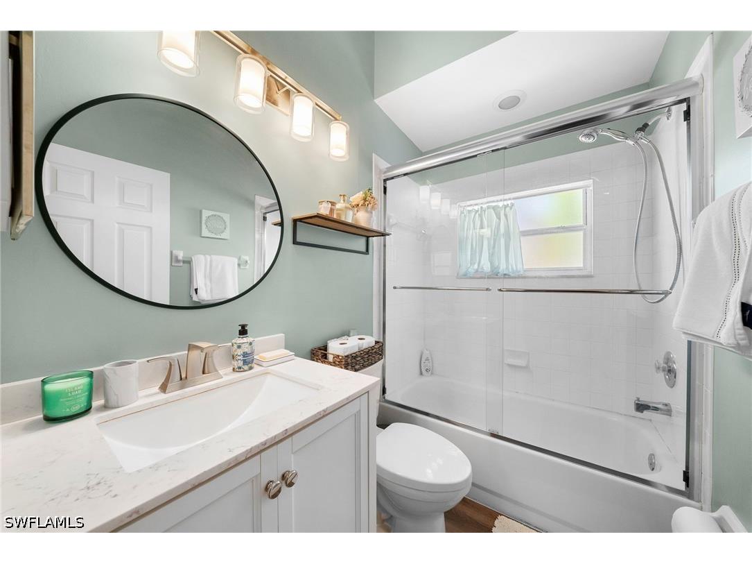 565 Windsor Square #202 Naples FL 34104 226016525 image13