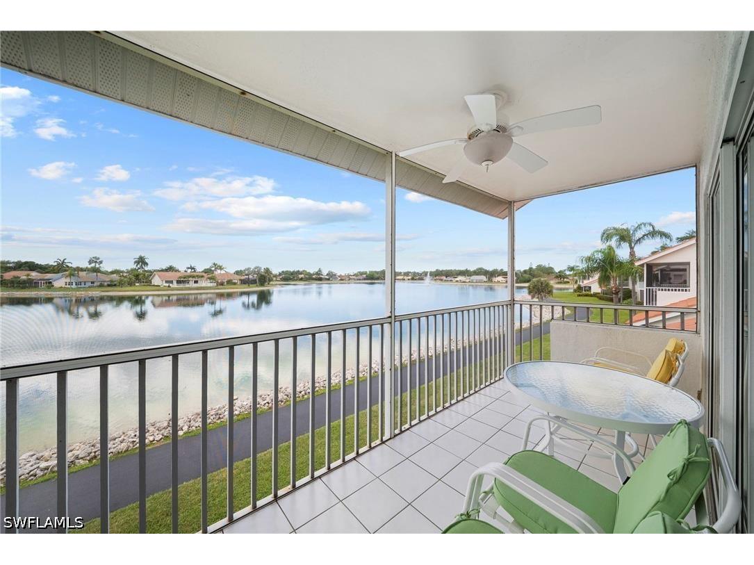 565 Windsor Square #202 Naples FL 34104 226016525 image2