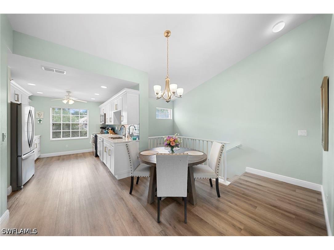 565 Windsor Square #202 Naples FL 34104 226016525 image5