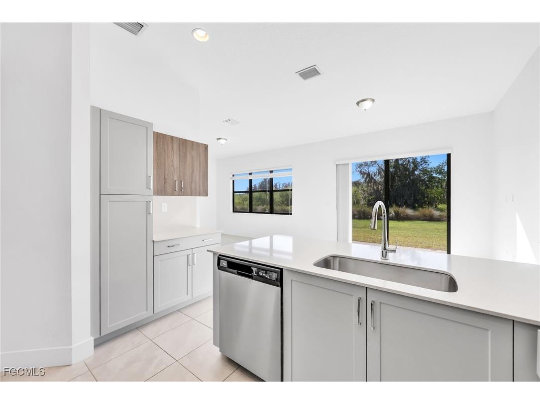 5650 Agostino Way Ave Maria FL 34142 2025016379 image10