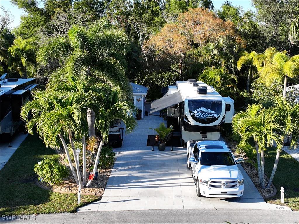 5650 Cypress Woods Resort Dr. Fort Myers FL 33905 225002421 image1