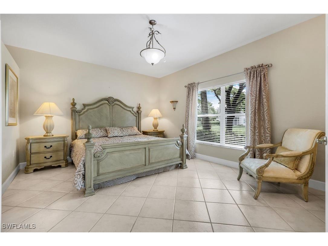 5650 Northboro Drive #102 Naples FL 34110 225074932 image17