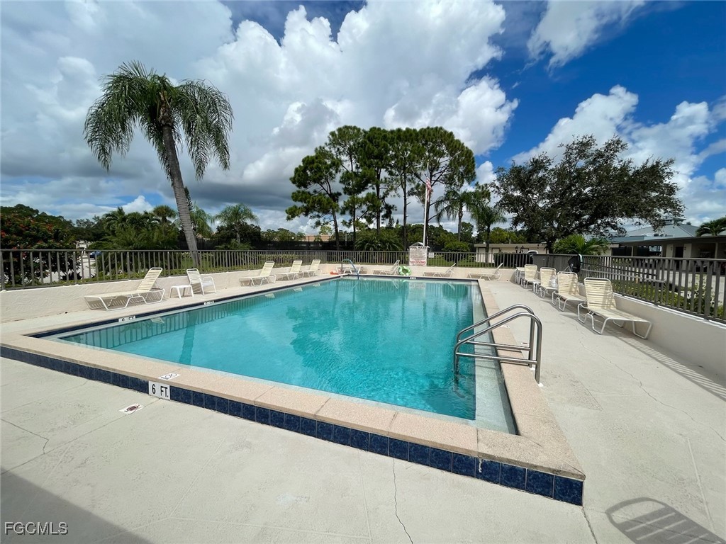 5650 Trailwinds Drive #111 Fort Myers FL 33907 2025026095 image22