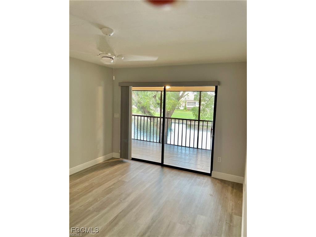 5650 Trailwinds Drive #122 Fort Myers FL 33907 2025008328 image8