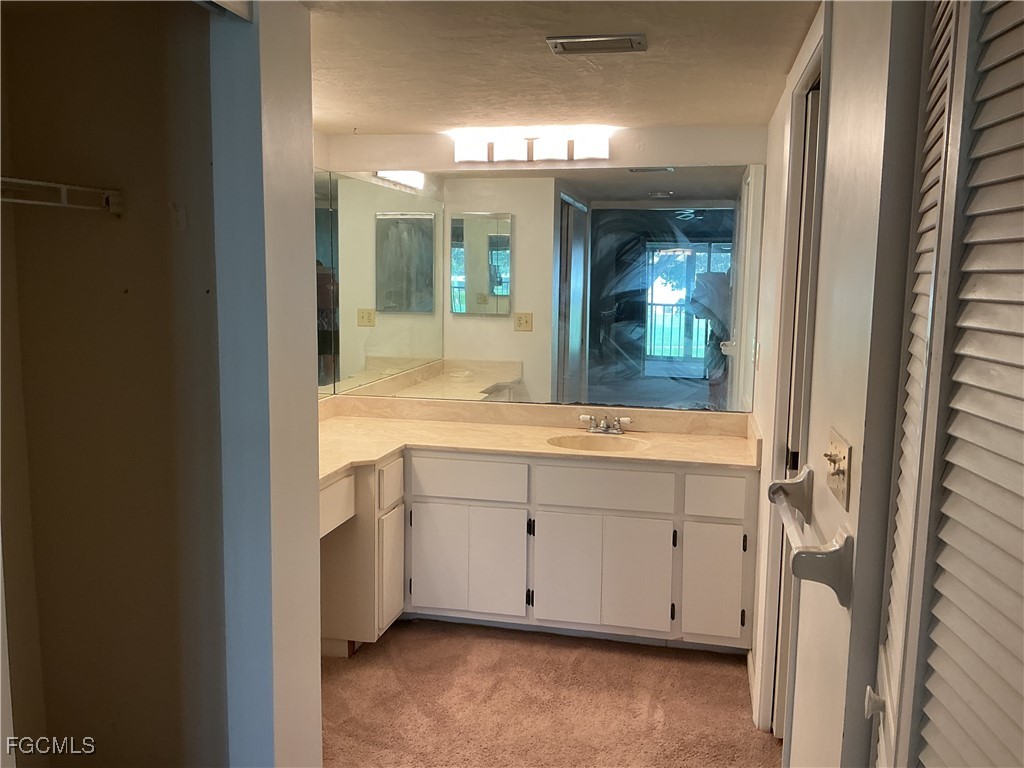 5650 Trailwinds Drive #124 Fort Myers FL 33907 2025012927 image17