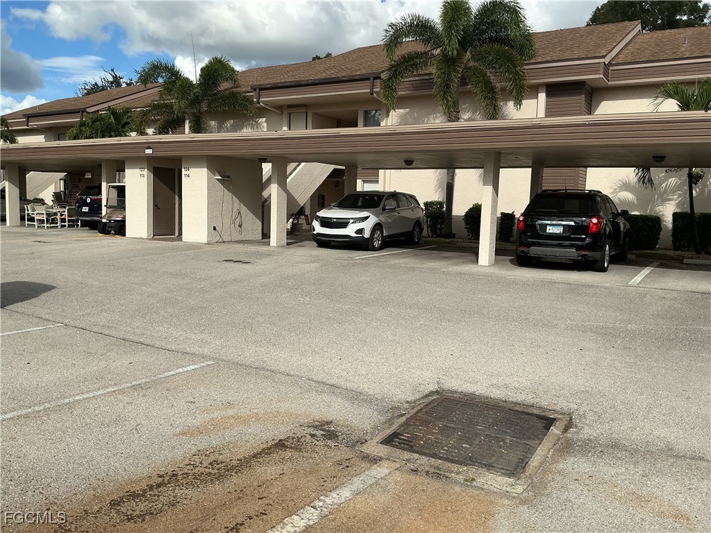 5650 Trailwinds Drive #124 Fort Myers FL 33907 2025012927 image2
