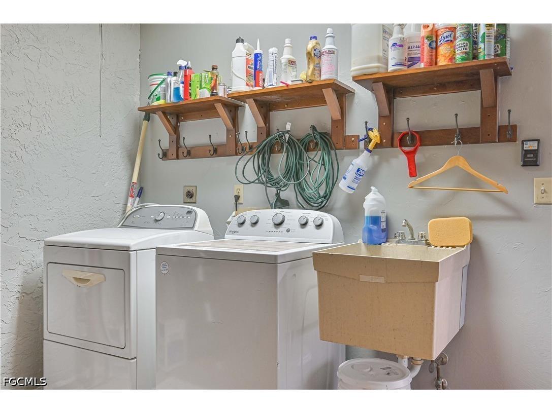 5652 Bolla Court Fort Myers FL 33919 2026017648 image39