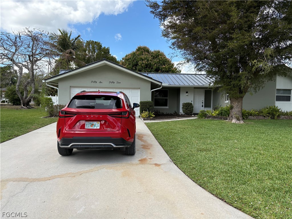 5652 Eichen Circle E Fort Myers FL 33919 2026011180 image1