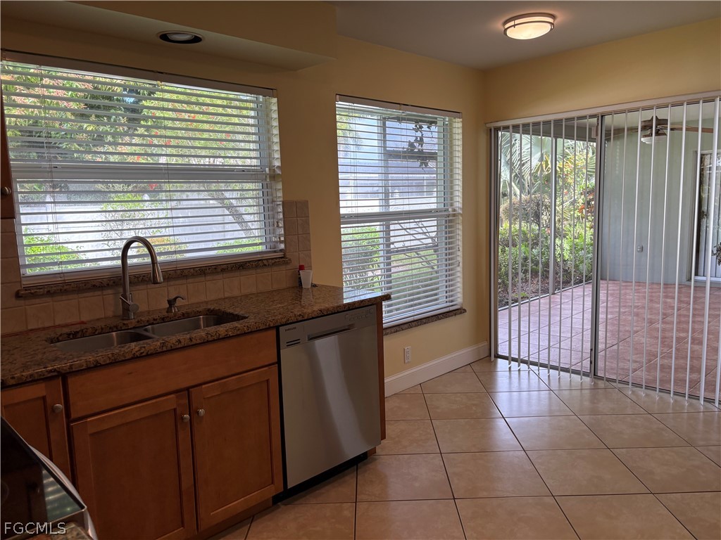 5652 Eichen Circle E Fort Myers FL 33919 2026011180 image19