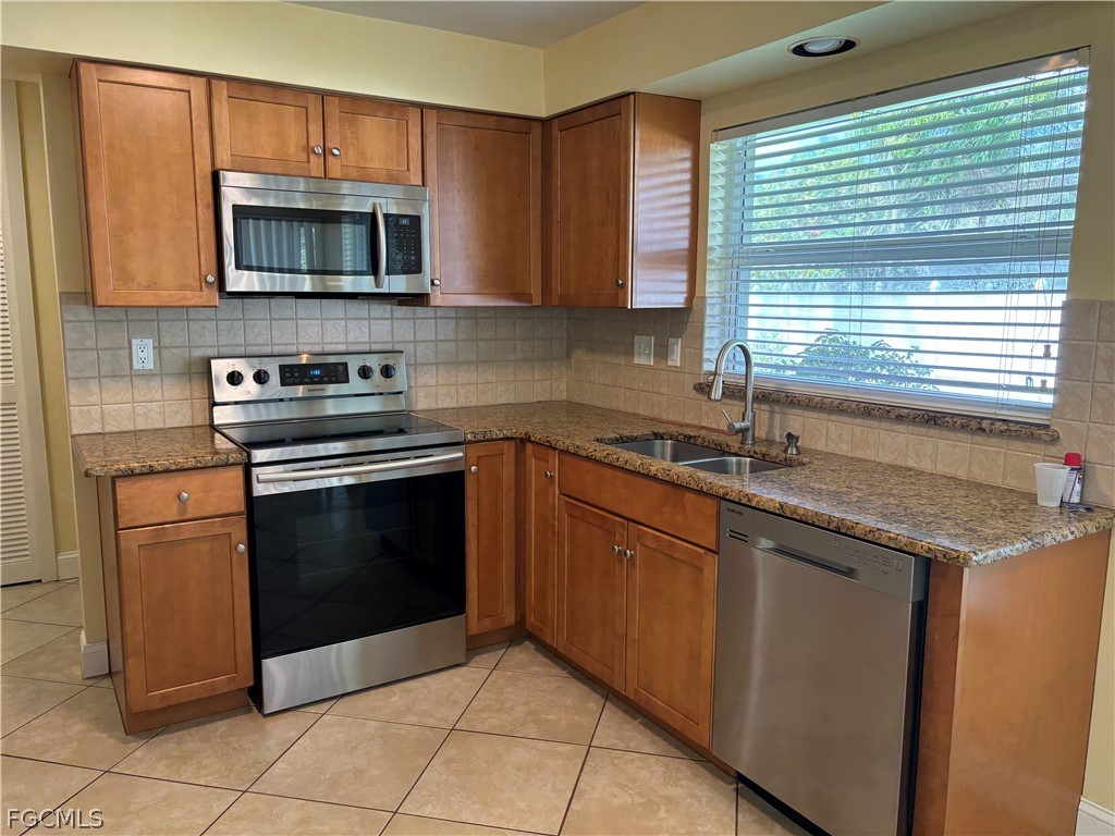 5652 Eichen Circle E Fort Myers FL 33919 2026011180 image21