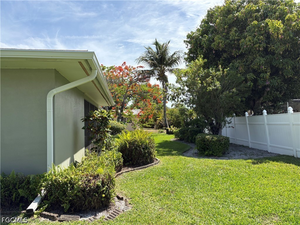 5652 Eichen Circle E Fort Myers FL 33919 2026011180 image28