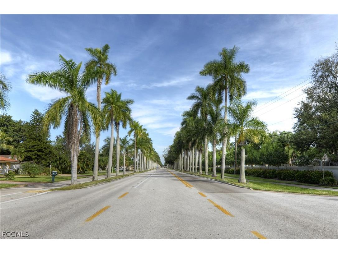 5652 Eichen Circle E Fort Myers FL 33919 2026011180 image3