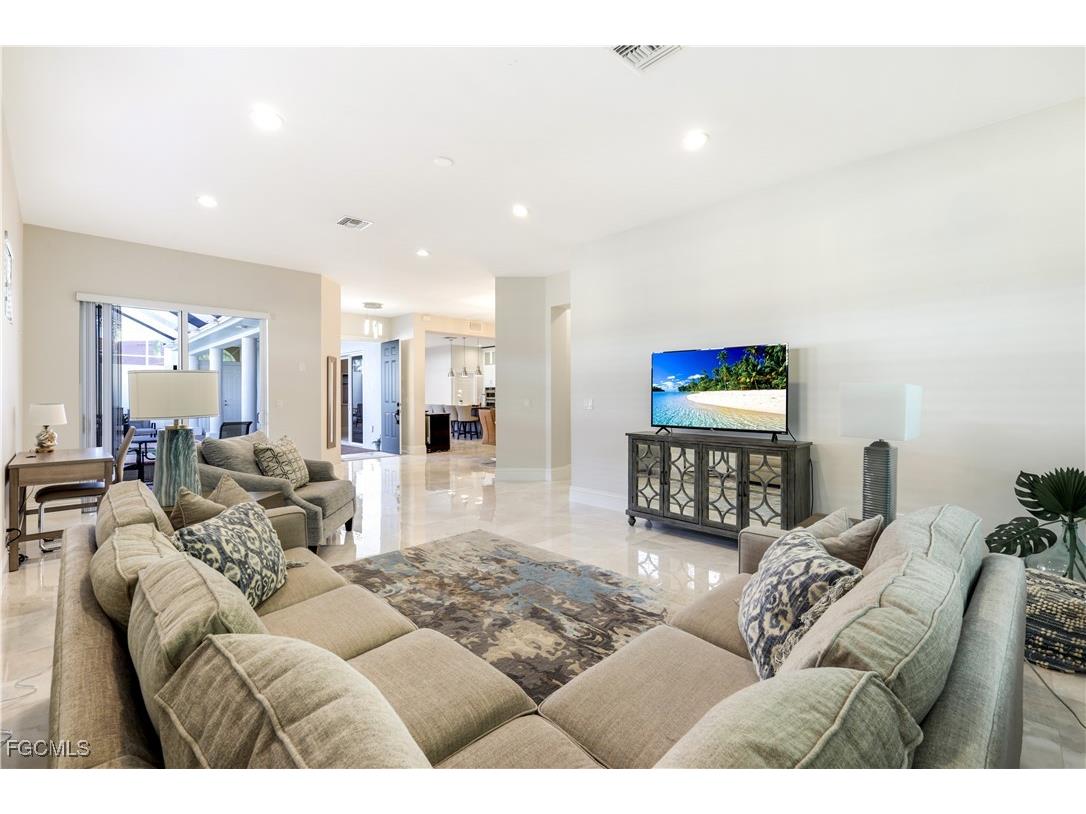 5652 Kensington Loop Fort Myers FL 33912 2026005292 image12