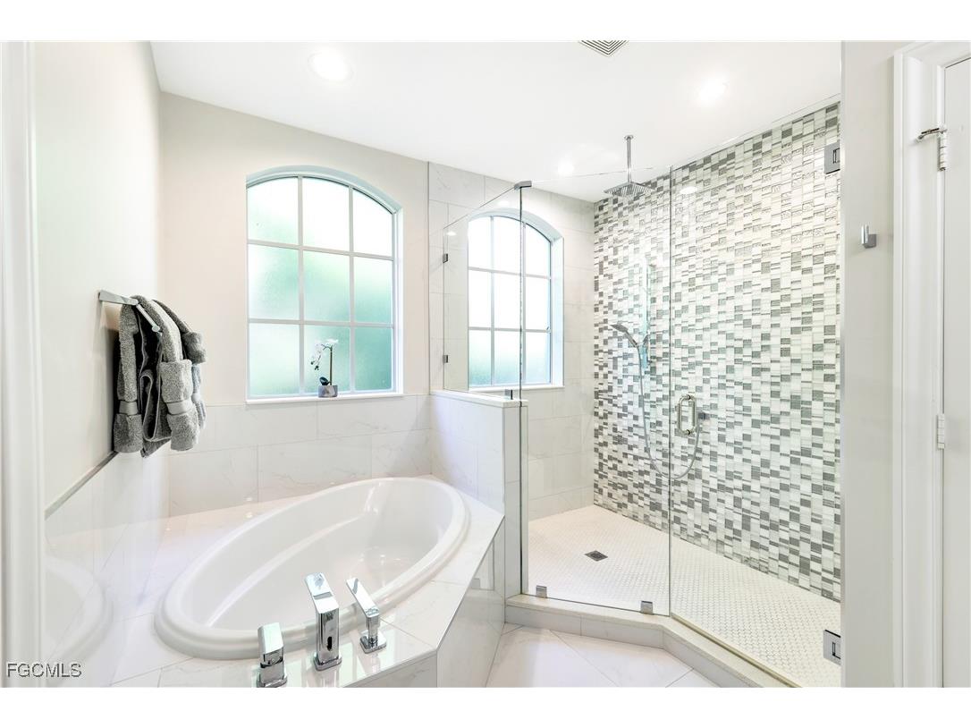 5652 Kensington Loop Fort Myers FL 33912 2026005292 image16