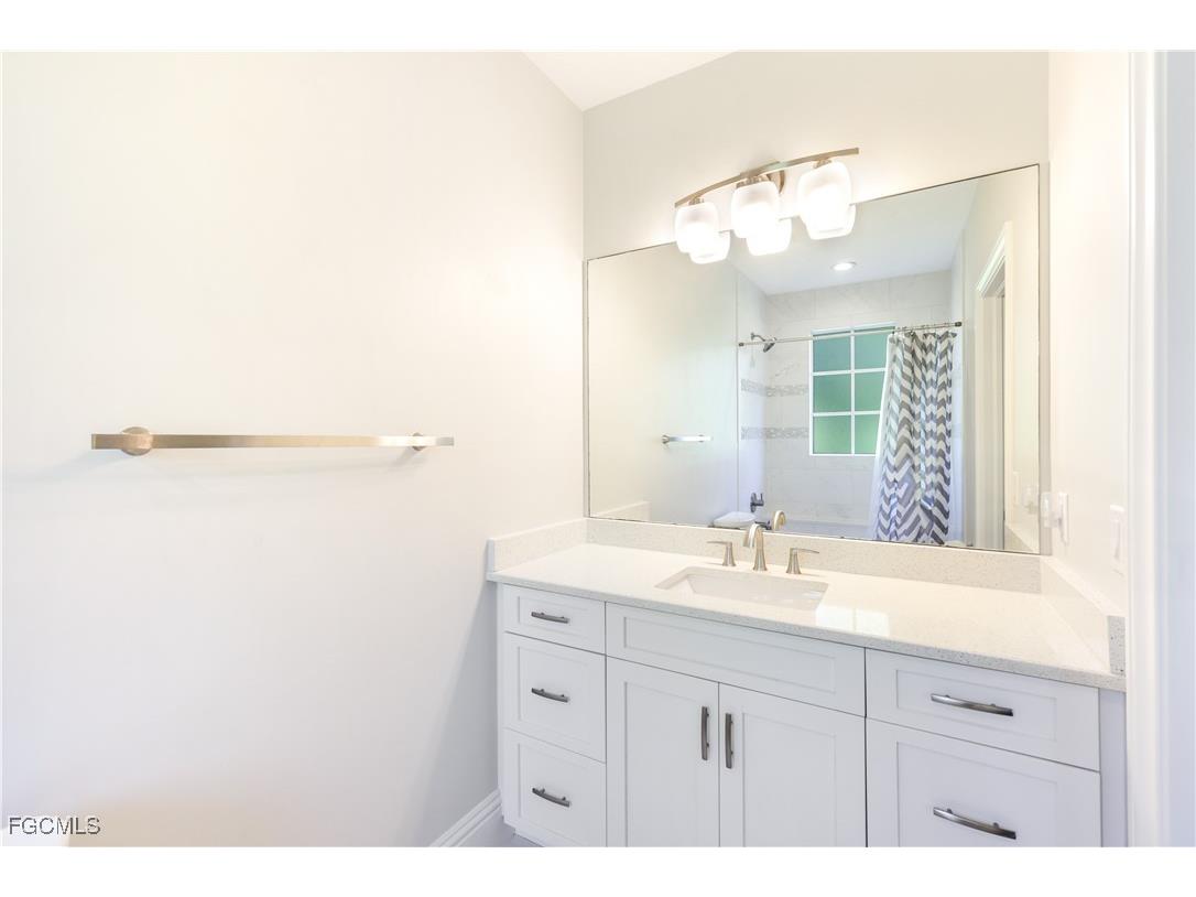 5652 Kensington Loop Fort Myers FL 33912 2026005292 image23