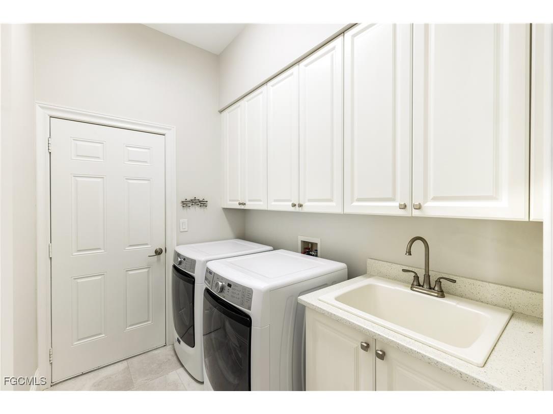5652 Kensington Loop Fort Myers FL 33912 2026005292 image28