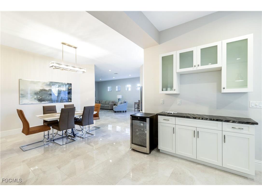 5652 Kensington Loop Fort Myers FL 33912 2026005292 image3