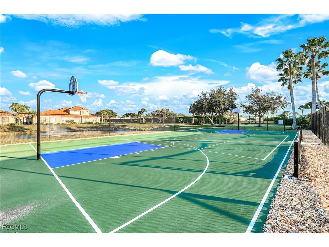 5652 Kensington Loop Fort Myers FL 33912 2026005292 image38