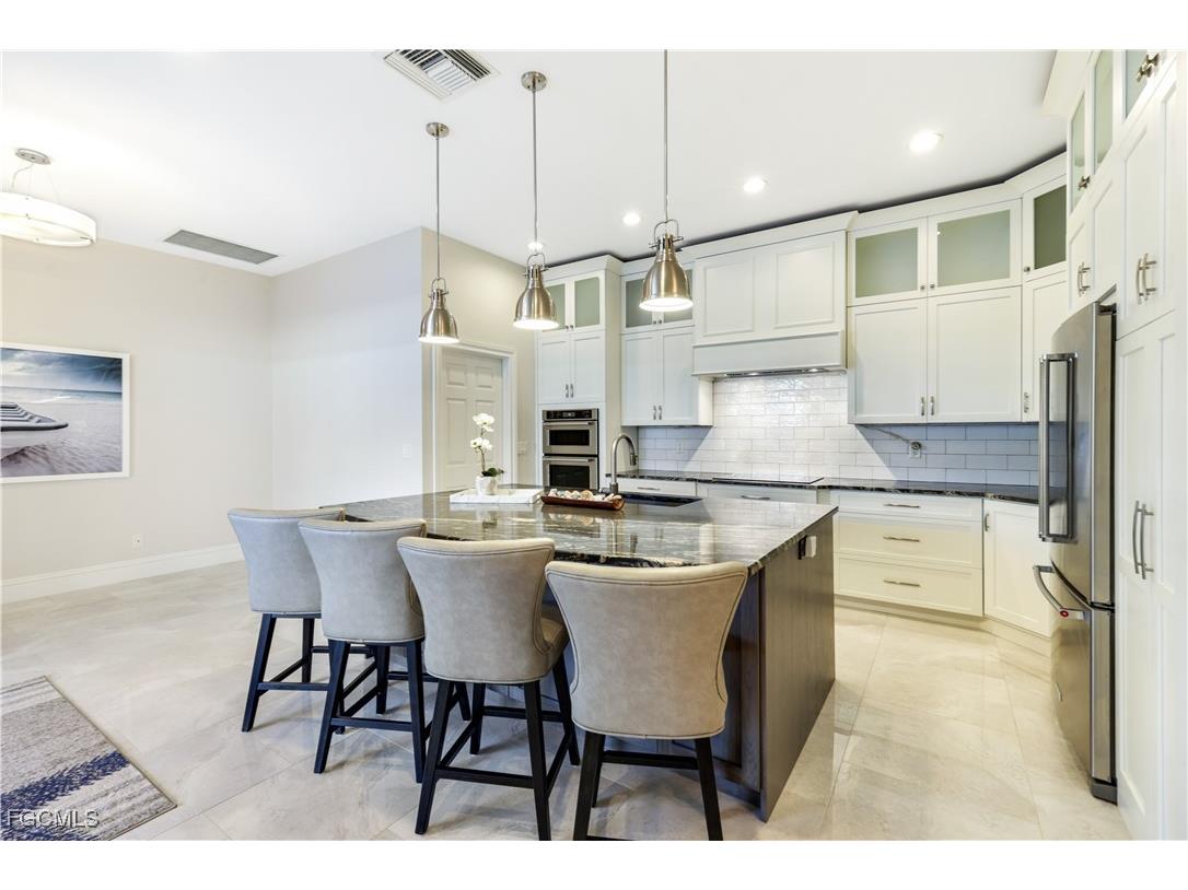 5652 Kensington Loop Fort Myers FL 33912 2026005292 image9