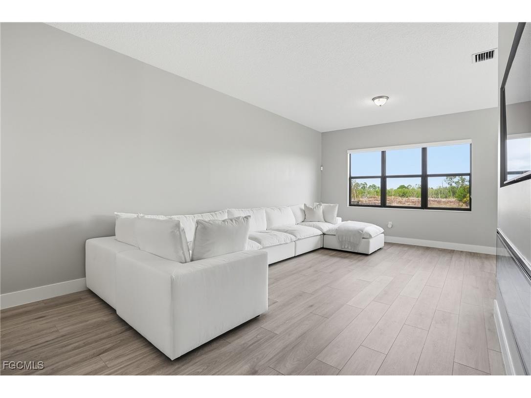 5653 Cassidy Lane Ave Maria FL 34142 2026004250 image4