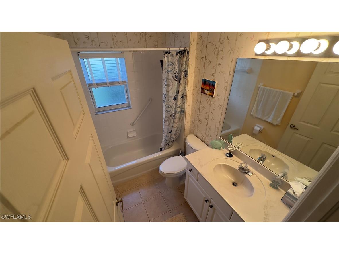 5653 Greenwood Circle #104 Naples FL 34112 225079839 image16