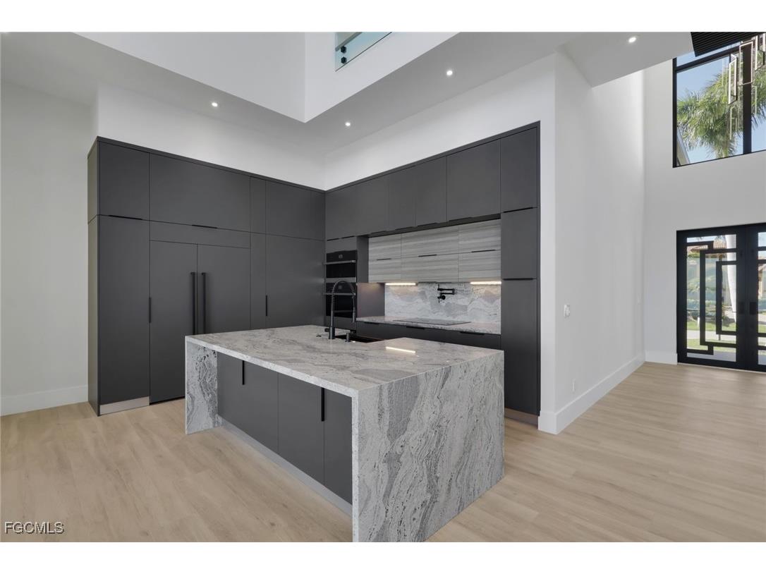 5653 Riverside Drive Cape Coral FL 33904 2025022364 image11