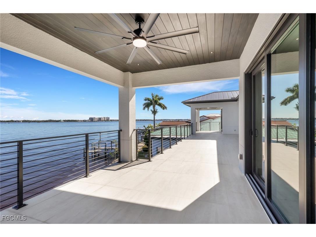 5653 Riverside Drive Cape Coral FL 33904 2025022364 image26