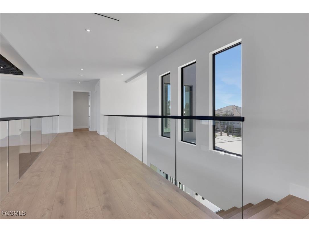 5653 Riverside Drive Cape Coral FL 33904 2025022364 image31