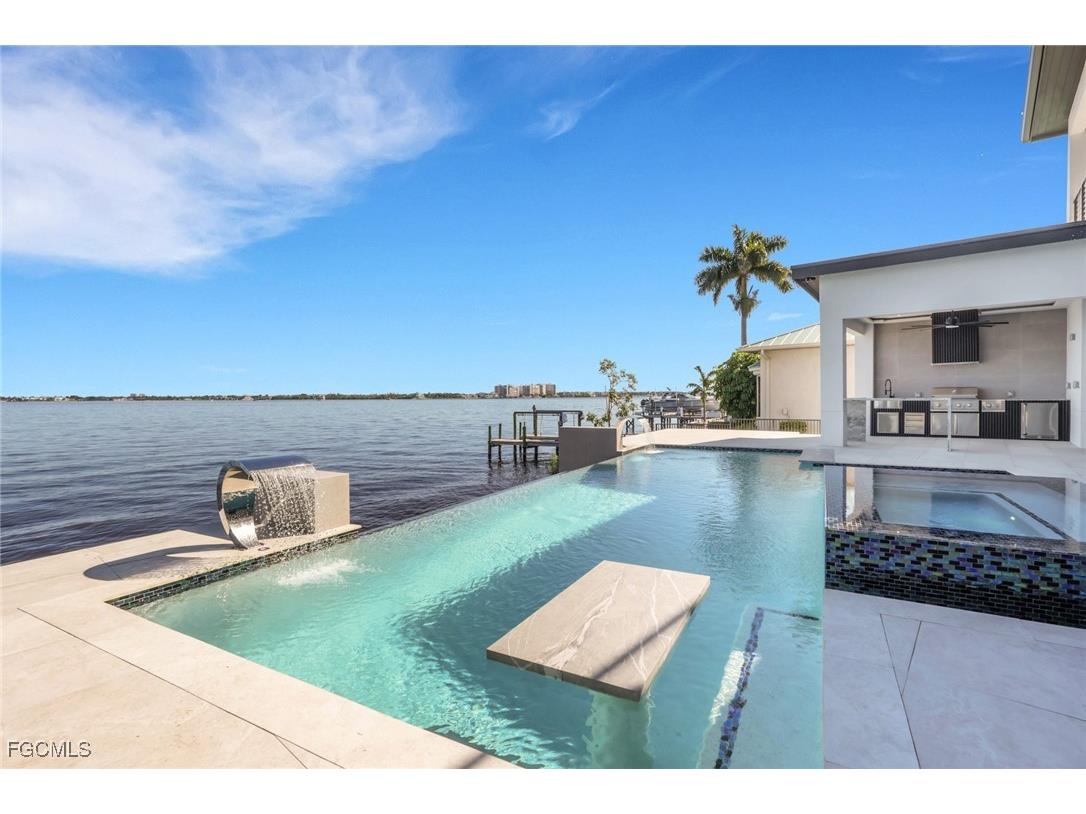 5653 Riverside Drive Cape Coral FL 33904 2025022364 image41