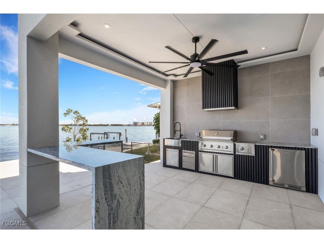 5653 Riverside Drive Cape Coral FL 33904 2025022364 image45