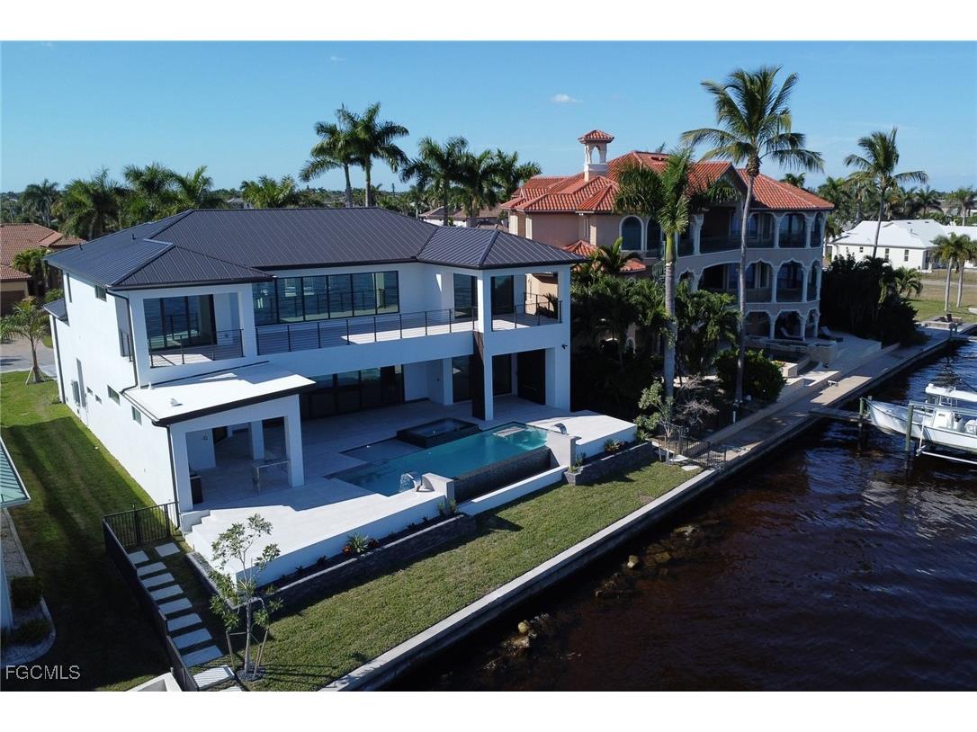 5653 Riverside Drive Cape Coral FL 33904 2025022364 image50