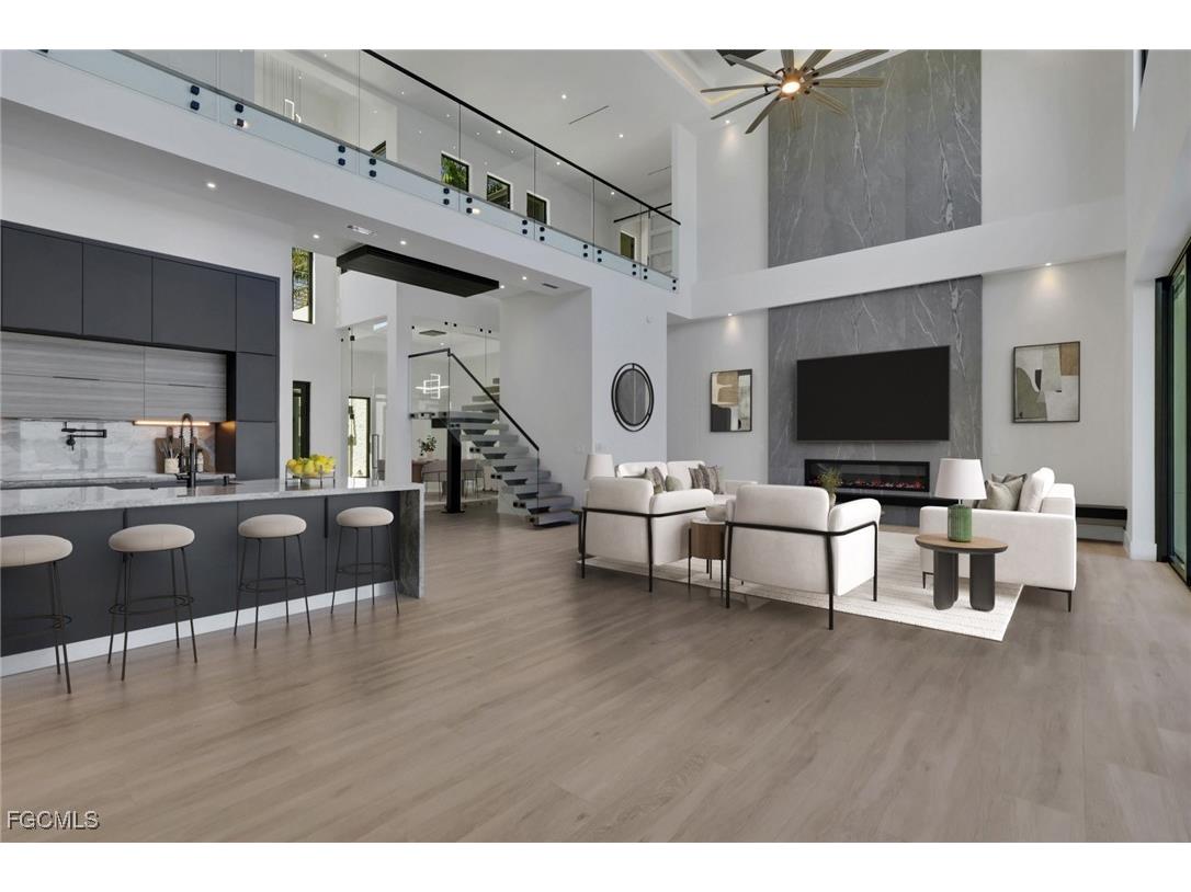 5653 Riverside Drive Cape Coral FL 33904 2025022364 image9