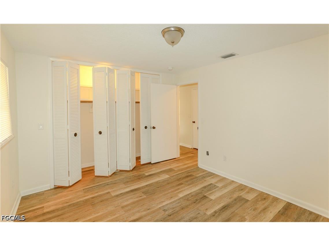 5654 Eichen Circle W Fort Myers FL 33919 2026020381 image19