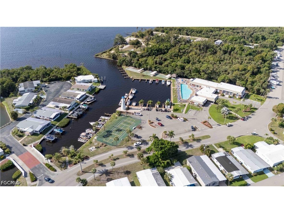 5655 Captain John Smith Loop North Fort Myers FL 33917 2026016774 image18