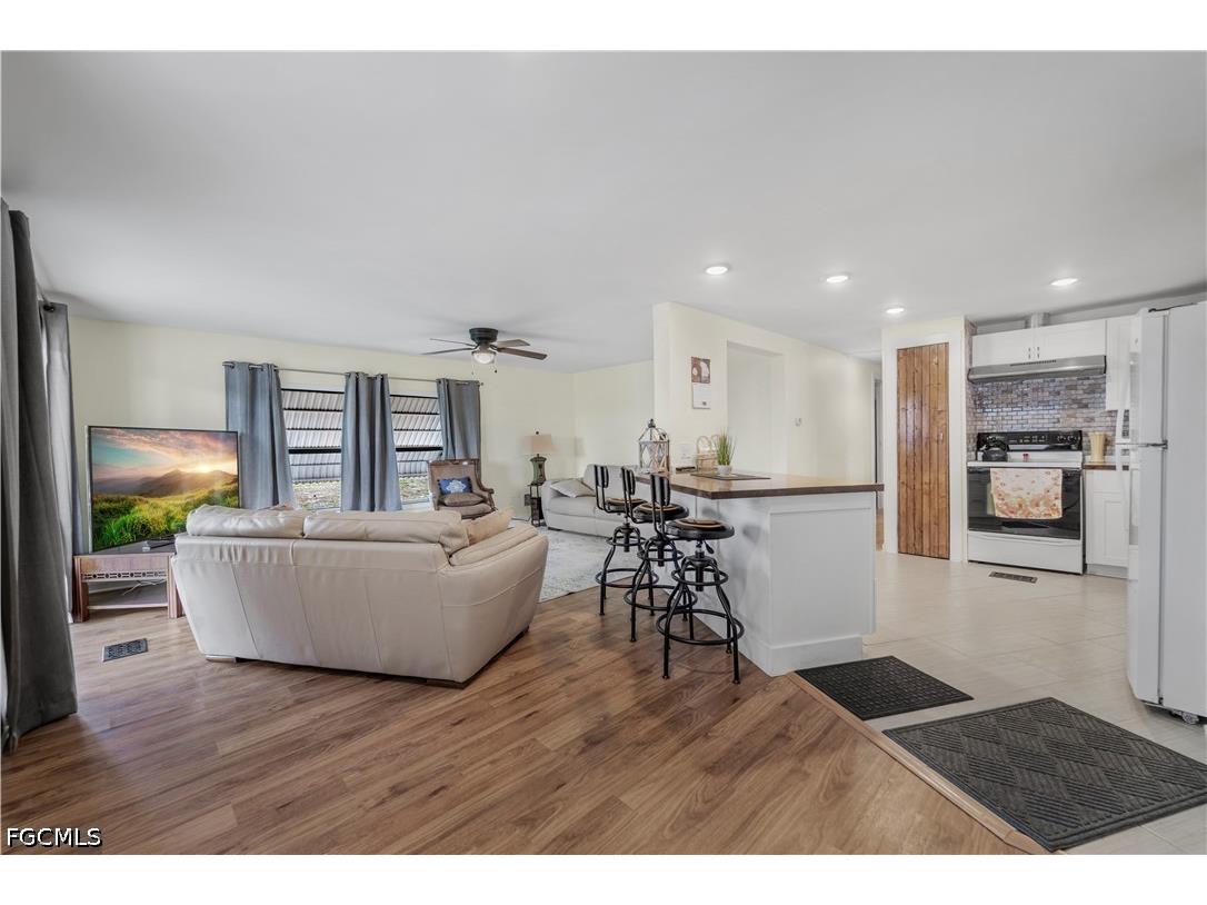 5655 Captain John Smith Loop North Fort Myers FL 33917 2026016774 image31