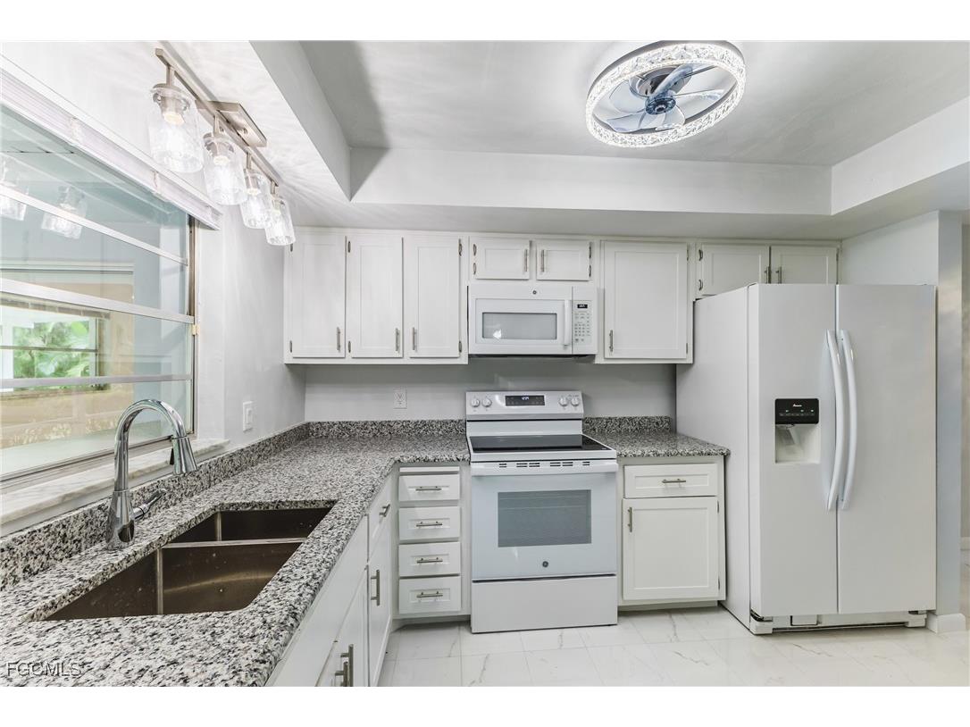 5657 Eichen Circle E Fort Myers FL 33919 2026003116 image11