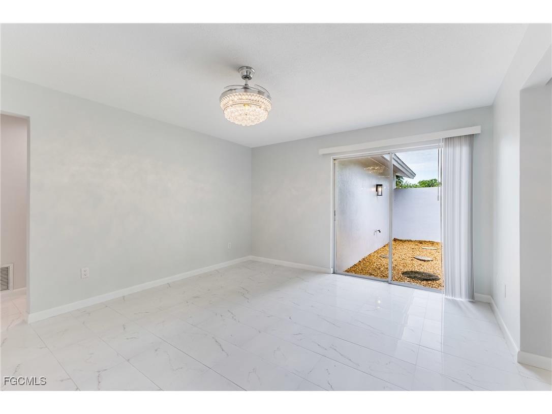 5657 Eichen Circle E Fort Myers FL 33919 2026003116 image13