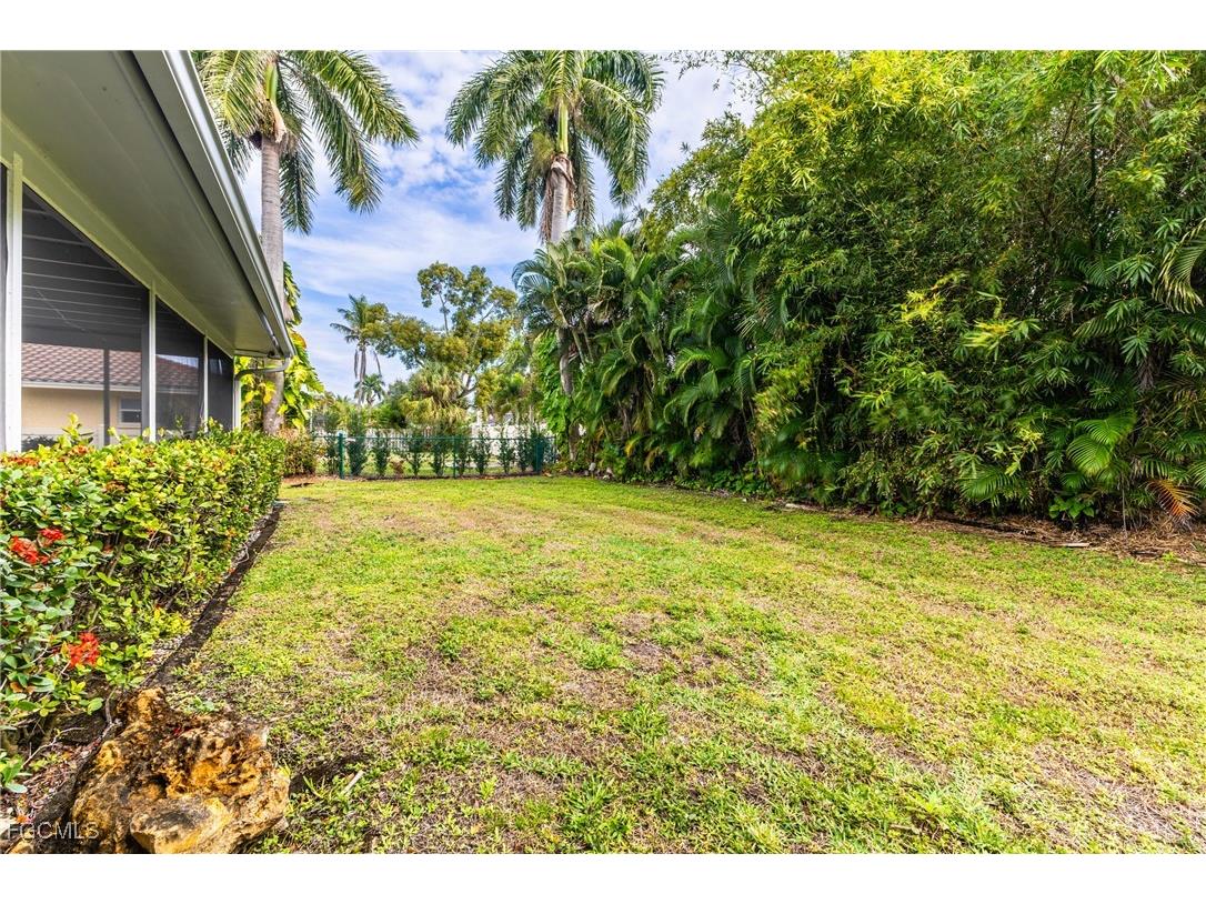 5657 Eichen Circle E Fort Myers FL 33919 2026003116 image34