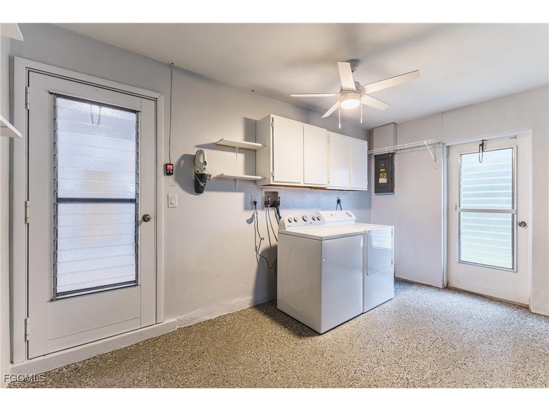 5657 Eichen Circle E Fort Myers FL 33919 2026003116 image35