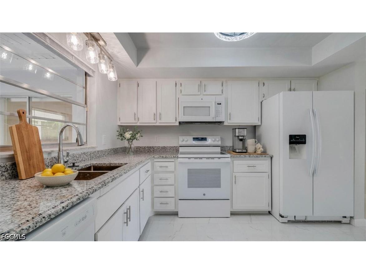 5657 Eichen Circle E Fort Myers FL 33919 2026021597 image11