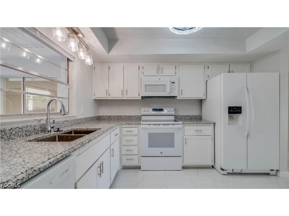 5657 Eichen Circle E Fort Myers FL 33919 2026021597 image12