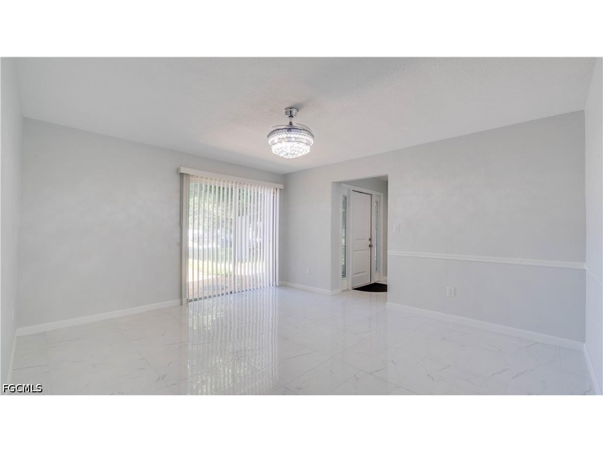 5657 Eichen Circle E Fort Myers FL 33919 2026021597 image16