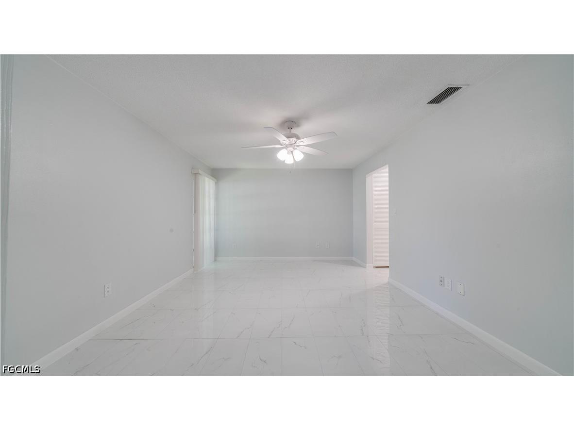 5657 Eichen Circle E Fort Myers FL 33919 2026021597 image20
